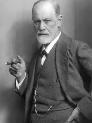 精神分析学家弗洛伊德博士